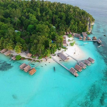 Nus Homestay Raja Ampat Kri Екстериор снимка