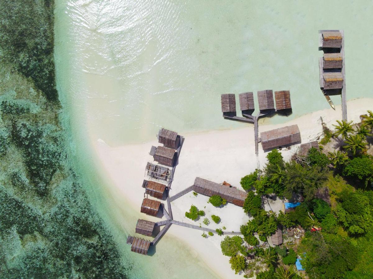 Nus Homestay Raja Ampat Kri Екстериор снимка